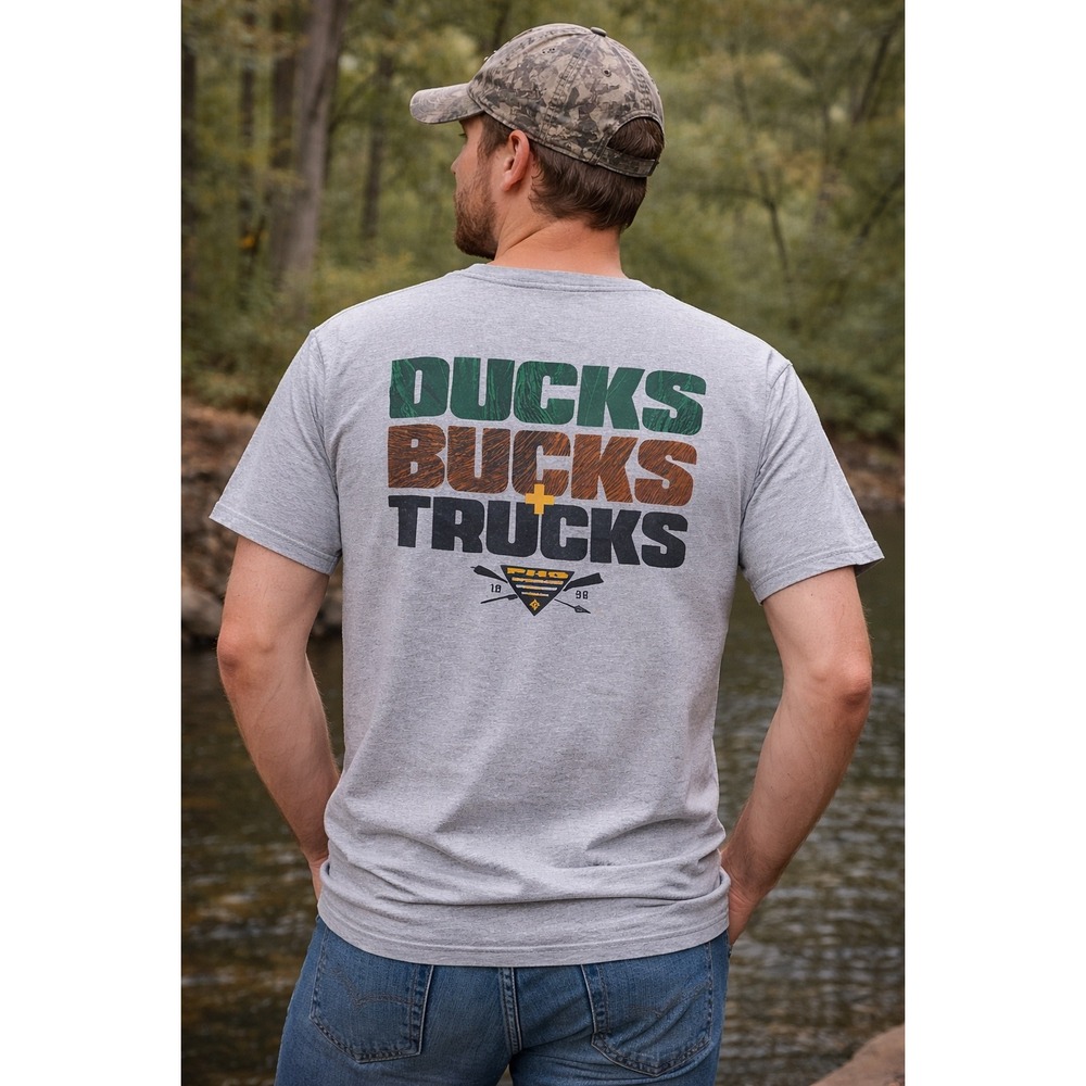 Columbia PHG Ducks Bucks Trucks Graphic T-Shirt Mens Large Grey Hunting Tee